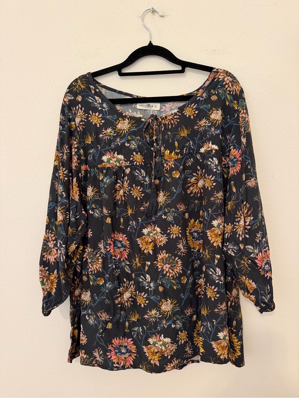 NWT Natural Life Maribel Top Size Large Black Floral Peasant Cottagecore